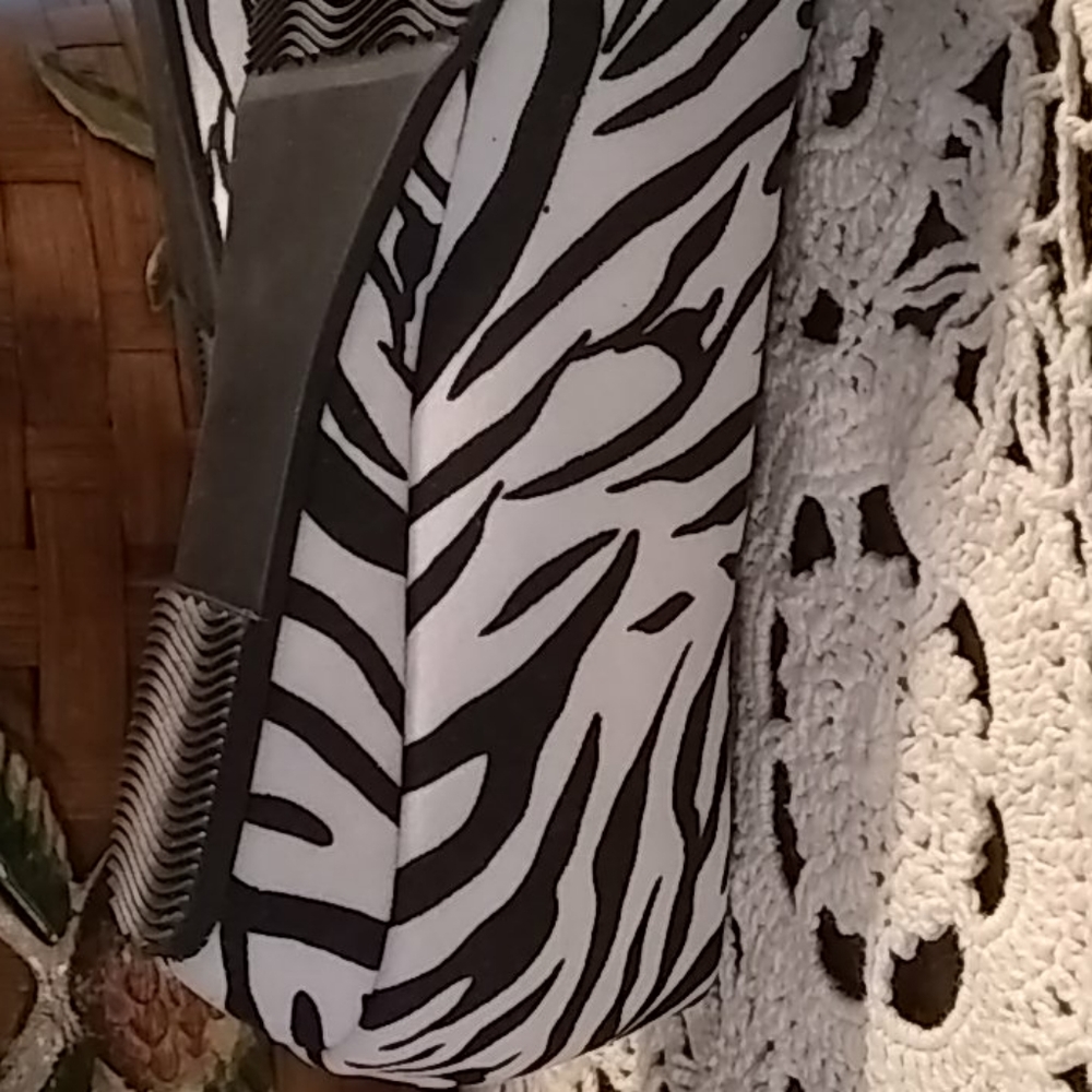 Shoes - Picture 7 of 7